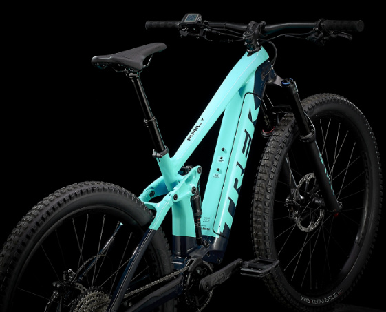 trek rail 7 vs specialized levo