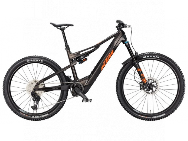 Elektrokolo KTM MACINA KAPOHO MASTER Mars Black Matt (Orange), 2025